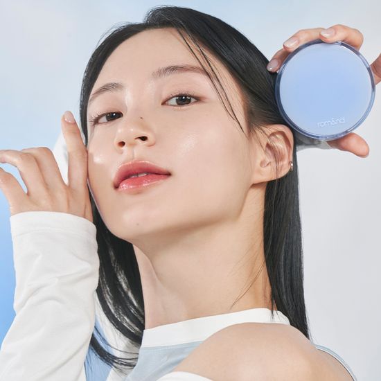 Romand Bare Water кушон, 2 цвета